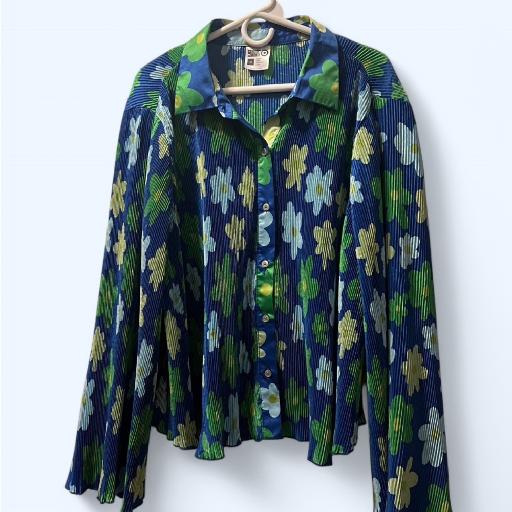 Blue Yellow and Green Floral Button-Up Women’s Shirt.